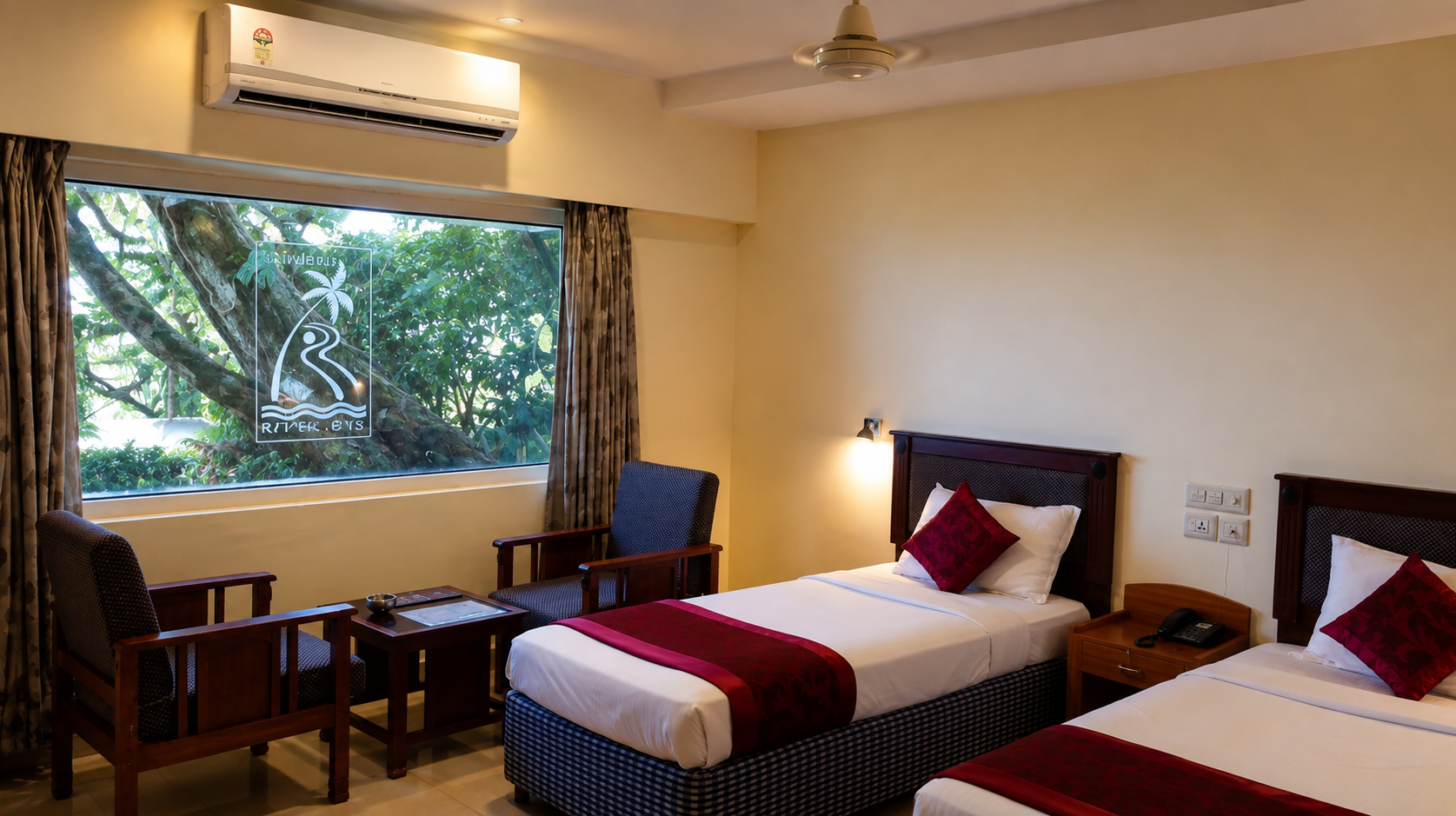 Riverfront Deluxe room at River Bay Resorts